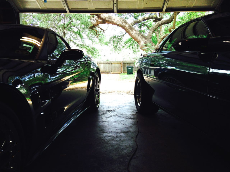 Illustration for article titled ZR1s (two of them, not just one)
